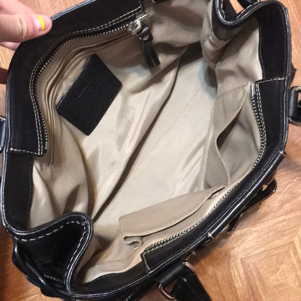 Purse - Picture 3 of 3